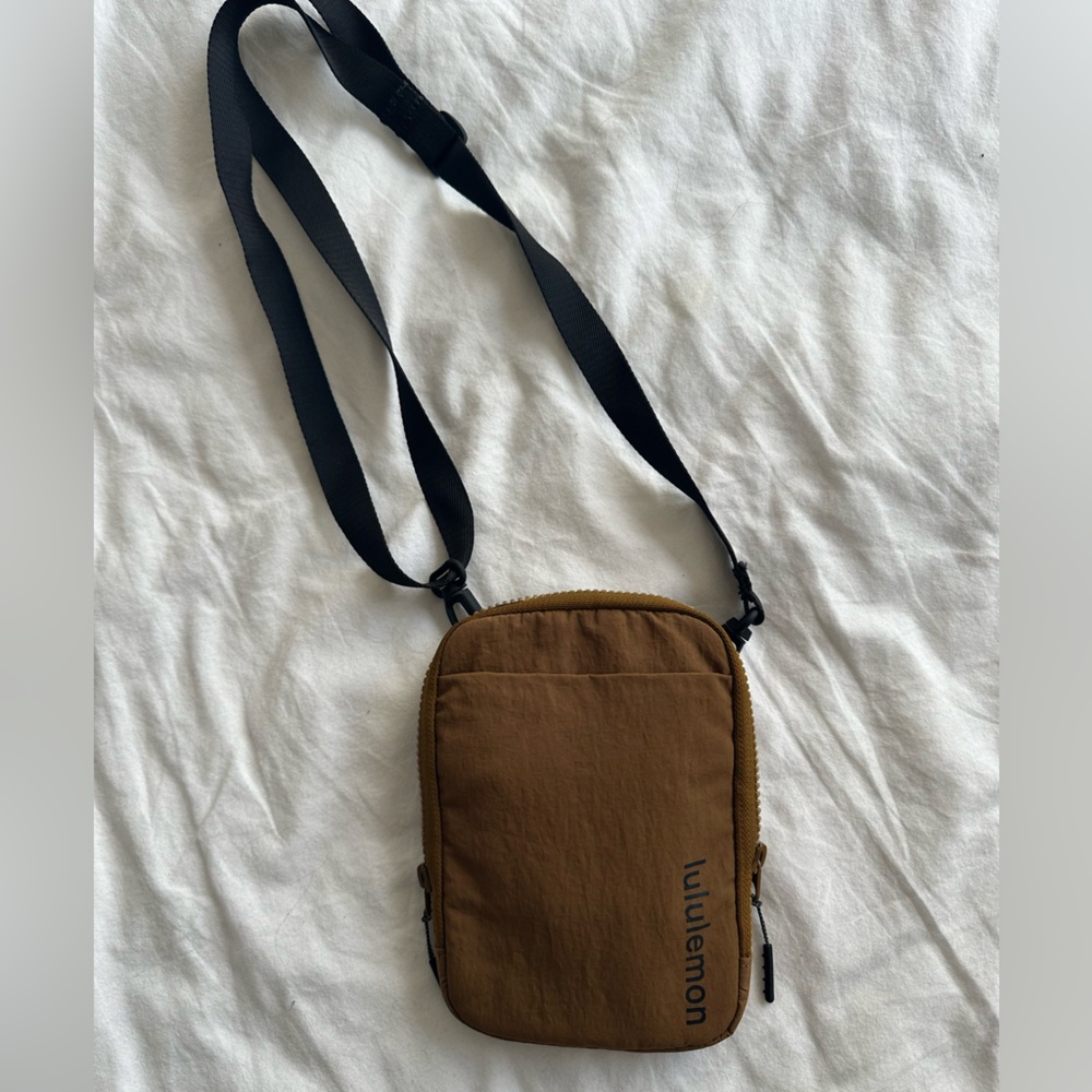 Lululemon pouch (unisex)